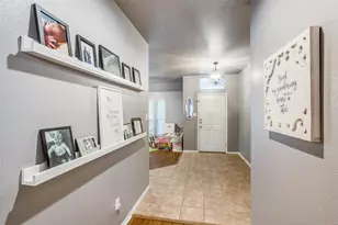 9800 Old Field Dr, McKinney, TX 75072 - Photo 4