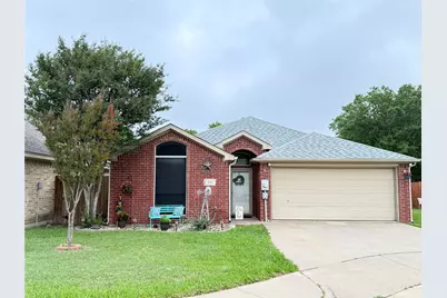 3016 Huntington Court, Waxahachie, TX 75165 - Photo 1