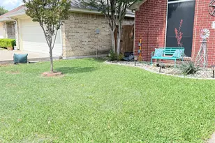 3016 Huntington Ct, Waxahachie, TX 75165 - Photo 4