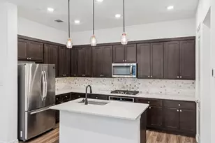 2215 Adena Spgs Dr, Allen, TX 75013 - Photo 4
