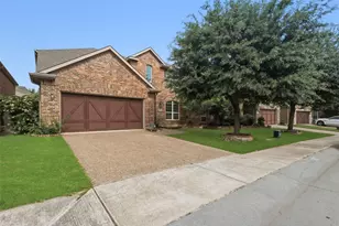 2529 Louis Ln, Lewisville, TX 75056 - Photo 2