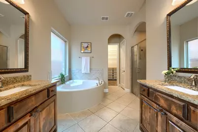 7119 Isle Royal Lane, Irving, TX 75063 - Photo 26