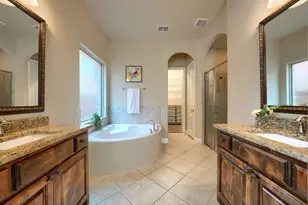 7119 Isle Royal Ln, Irving, TX 75063 - Photo 26