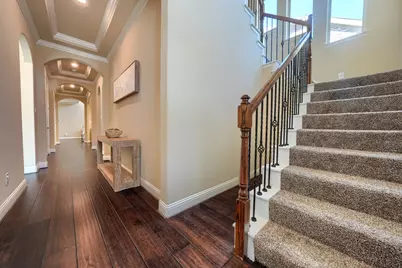 7119 Isle Royal Lane, Irving, TX 75063 - Photo 4