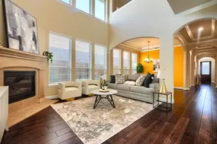 7119 Isle Royal Ln, Irving, TX 75063 - Photo 10