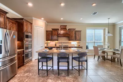 7119 Isle Royal Lane, Irving, TX 75063 - Photo 14