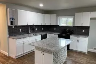 221 Braz St, Bonham, TX 75418 - Photo 4