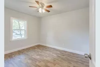 221 Braz Street, Bonham, TX 75418 - Photo 12