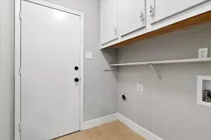 7426 Cloverglen Dr, Dallas, TX 75249 - Photo 16