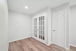 2221 Pennington Dr, Arlington, TX 76014 - Photo 32