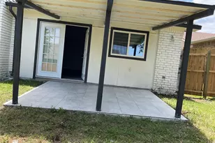 2221 Pennington Dr, Arlington, TX 76014 - Photo 36
