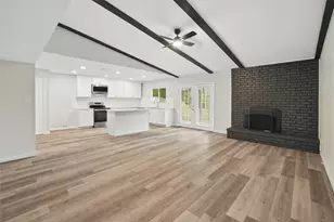 2221 Pennington Dr, Arlington, TX 76014 - Photo 38