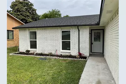 2221 Pennington Drive, Arlington, TX 76014 - Photo 4