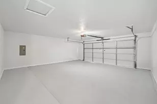 2221 Pennington Dr, Arlington, TX 76014 - Photo 26