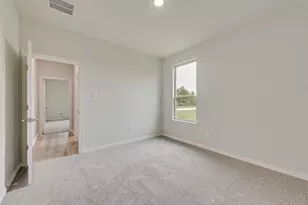 621 Marcus Ln, Crowley, TX 76036 - Photo 20