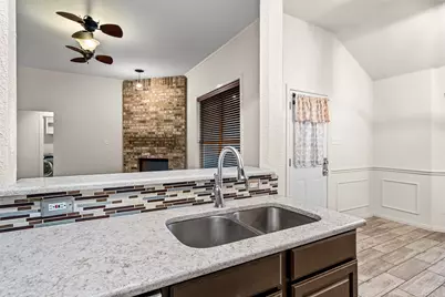 9216 Harvard Avenue, Fort Worth, TX 76118 - Photo 8