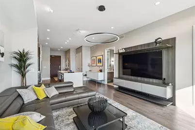7901 Windrose Avenue #705, Plano, TX 75024 - Photo 4
