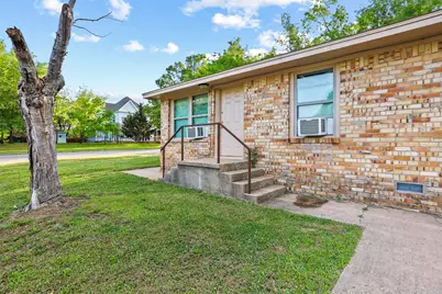 701 W Hull Street #101-2, Denison, TX 75020 - Photo 2