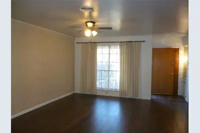 1121 Patricia Drive, Sherman, TX 75090 - Photo 2