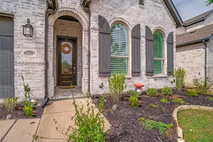 1308 Bluebonnet Ln, Celina, TX 75078 - Photo 2