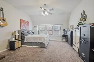 516 Lakeview Dr, Alvarado, TX 76009 - Photo 16