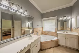 5549 Mountain Valley Dr, The Colony, TX 75056 - Photo 12