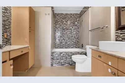 3225 Turtle Creek Boulevard #917, Dallas, TX 75219 - Photo 8