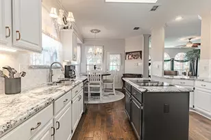 1200 Hillary Ln, Arlington, TX 76012 - Photo 20