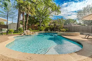 1200 Hillary Ln, Arlington, TX 76012 - Photo 8