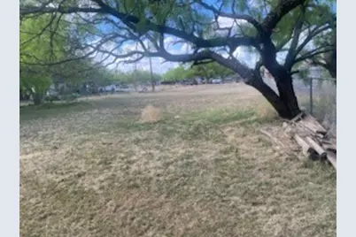 105 Concho Street #A, Tye, TX 79563 - Photo 8