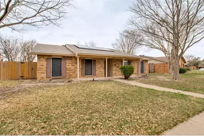 2034 Lewis Trail, Grand Prairie, TX 75052 - Photo 2