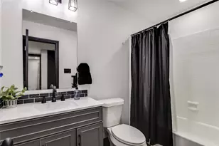 2034 Lewis Trail, Grand Prairie, TX 75052 - Photo 16