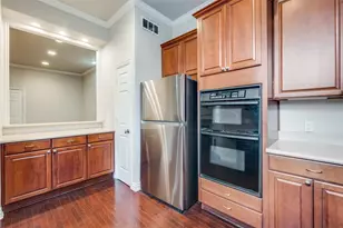 9 Stonebriar Ct, Dallas, TX 75206 - Photo 14