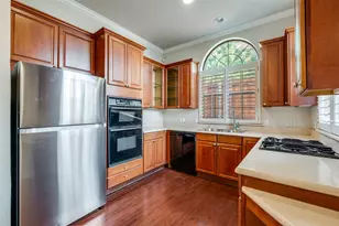 9 Stonebriar Ct, Dallas, TX 75206 - Photo 16