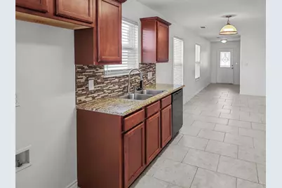 821-823 E College Avenue, Princeton, TX 75407 - Photo 8
