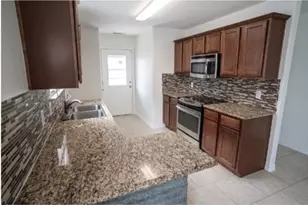 821-823 E College Ave, Princeton, TX 75407 - Photo 24