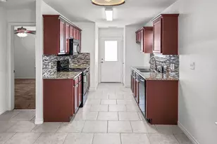 821-823 E College Ave, Princeton, TX 75407 - Photo 4