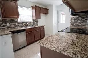 823 E College Ave, Princeton, TX 75407 - Photo 8