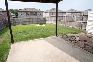 823 E College Ave, Princeton, TX 75407 - Photo 6
