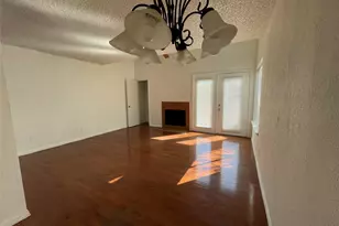 9811 Walnut St, Dallas, TX 75243 - Photo 2