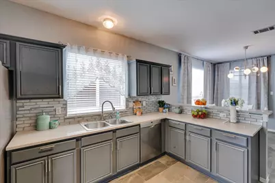 2071 Sunset Lane, Lewisville, TX 75067 - Photo 6