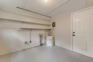205 E 7th St, Kaufman, TX 75142 - Photo 20