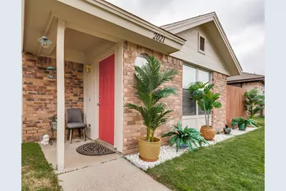 2021 Minnie Drive, Arlington, TX 76012 - Photo 1