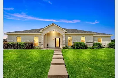 32 North Shore Circle, Waco, TX 76708 - Photo 1