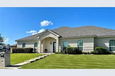 32 North Shore Circle, Waco, TX 76708 - Photo 2