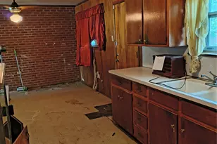 600 Thompson Dr, Saginaw, TX 76179 - Photo 14
