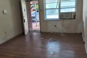 600 Thompson Dr, Saginaw, TX 76179 - Photo 10