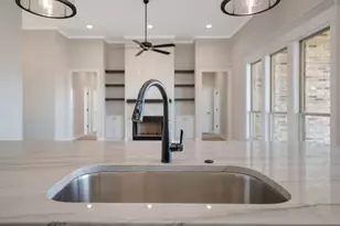 1601 Fabian Dr, Waco, TX 76712 - Photo 16