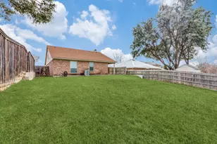 7124 Summerset Dr, Benbrook, TX 76126 - Photo 24