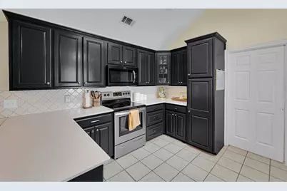 1060 Cheyenne Trail, Hewitt, TX 76643 - Photo 10